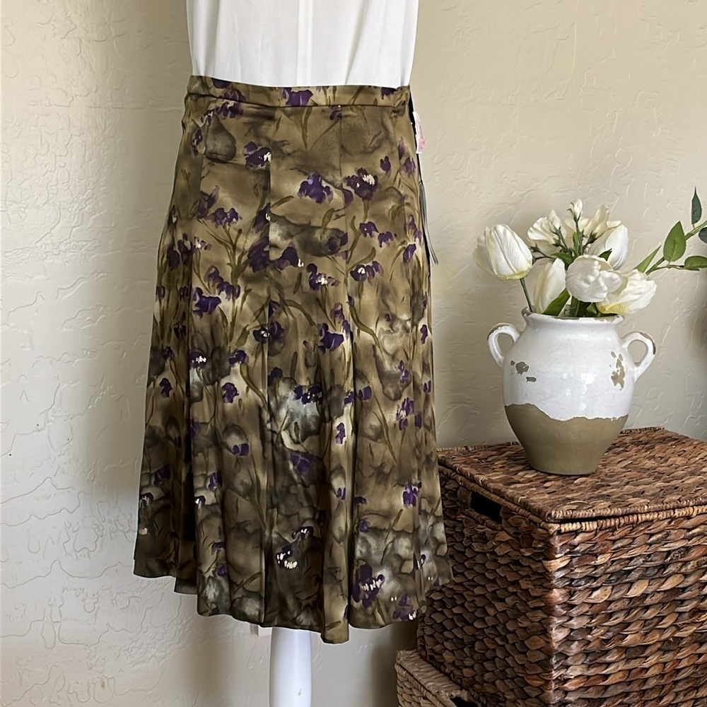 PIAZZA SEMPIONE MILANO NWT OLIVE W/ PURPLE FLOWER SILK SKIRT - Size 44 / US 8